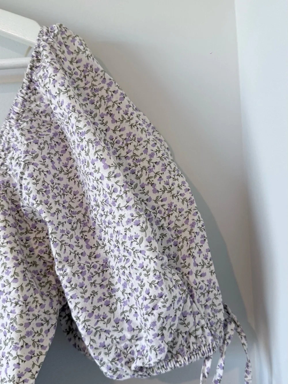 Tuckernuck Hyacinth House lavender floral Women M Vacation Travel Summer Boho